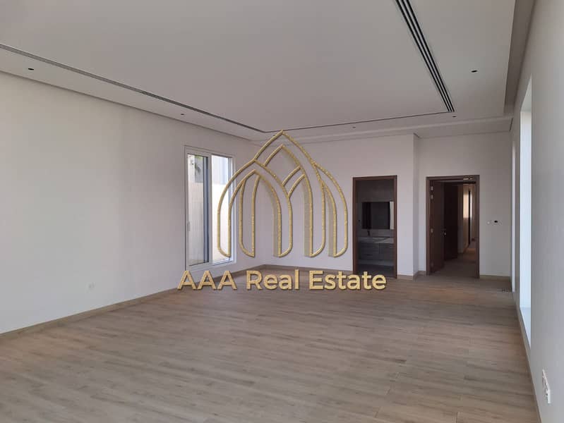 PRIME LOCATION | LUXURIOUS VILLA | SPACIOUSE