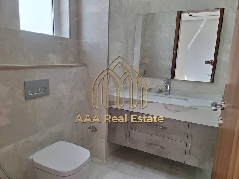 PRIME LOCATION | LUXURIOUS VILLA | SPACIOUSE - Image 13