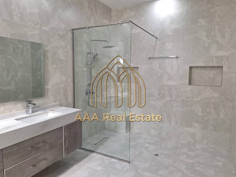 PRIME LOCATION | LUXURIOUS VILLA | SPACIOUSE - Image 23