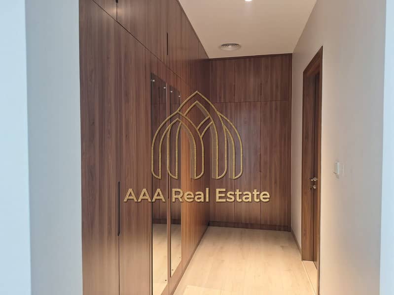 PRIME LOCATION | LUXURIOUS VILLA | SPACIOUSE - Image 24