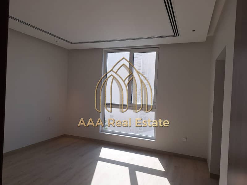 PRIME LOCATION | LUXURIOUS VILLA | SPACIOUSE - Image 25