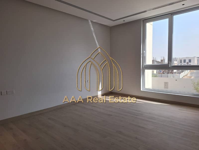 PRIME LOCATION | LUXURIOUS VILLA | SPACIOUSE - Image 31