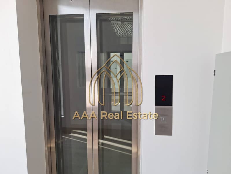 PRIME LOCATION | LUXURIOUS VILLA | SPACIOUSE - Image 34