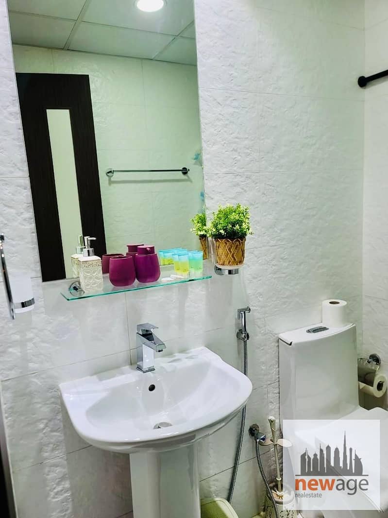 Spacious Studio | Best Community | Prime Location - Image 14