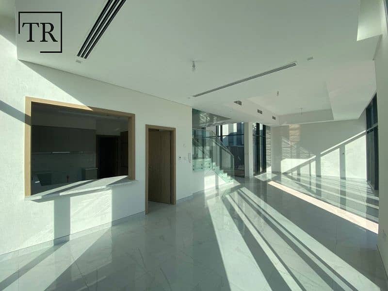 Community Views | Middle Unit | Spacious Layout