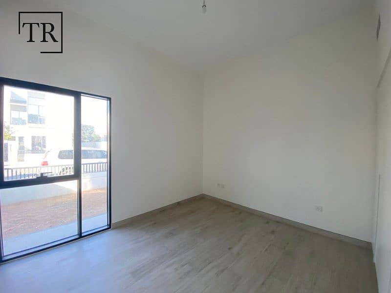 Community Views | Middle Unit | Spacious Layout - Image 15