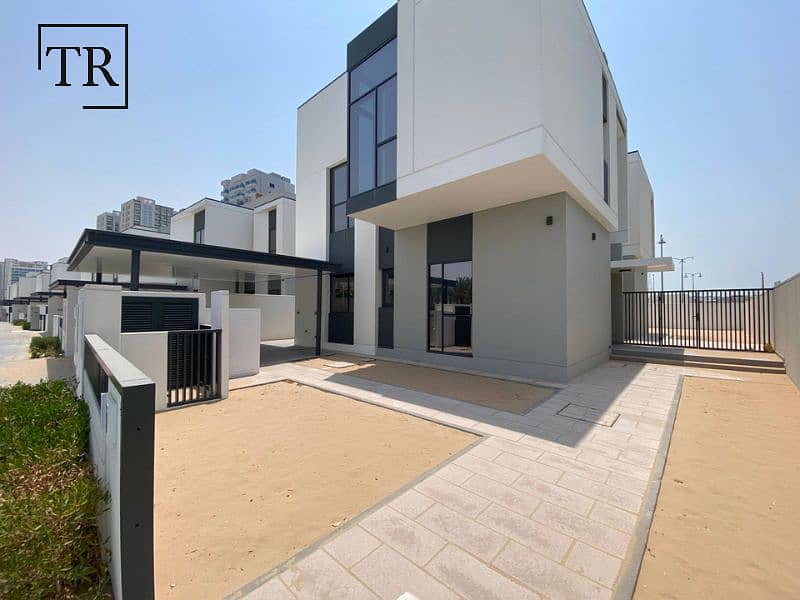 Community Views | Middle Unit | Spacious Layout - Image 19