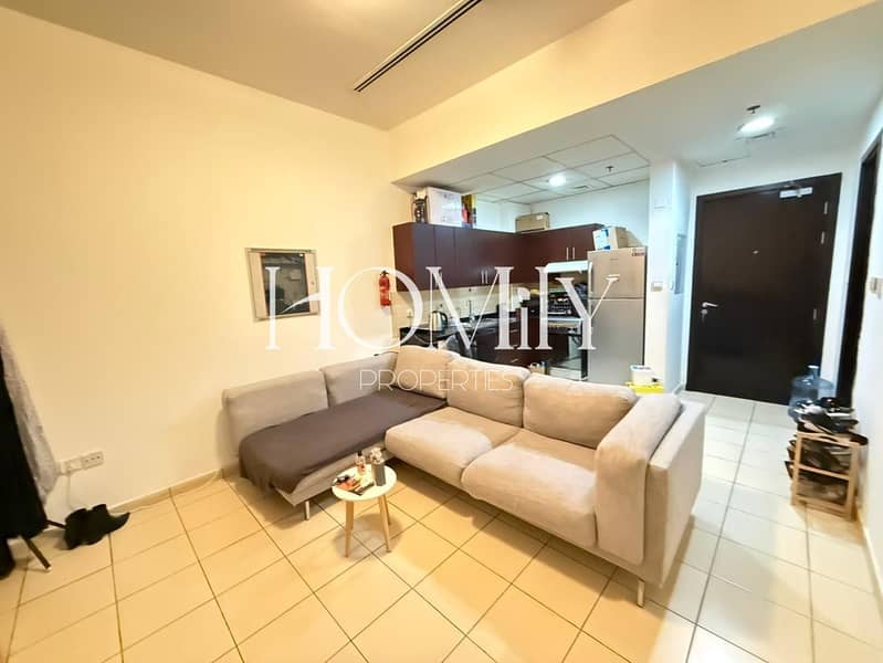 Prime Location | Huge Layout | Ready to Move-in