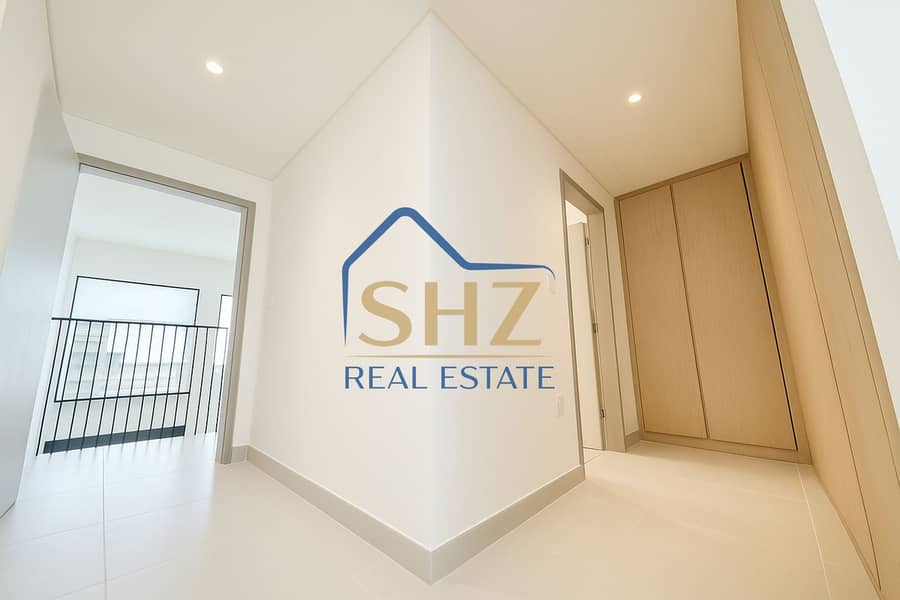 Single Row | Backing onto lush | Near Amenities - Image 9