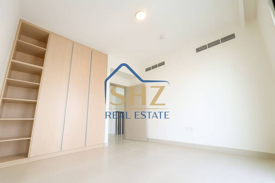 Single Row | Backing onto lush | Near Amenities - Image 13