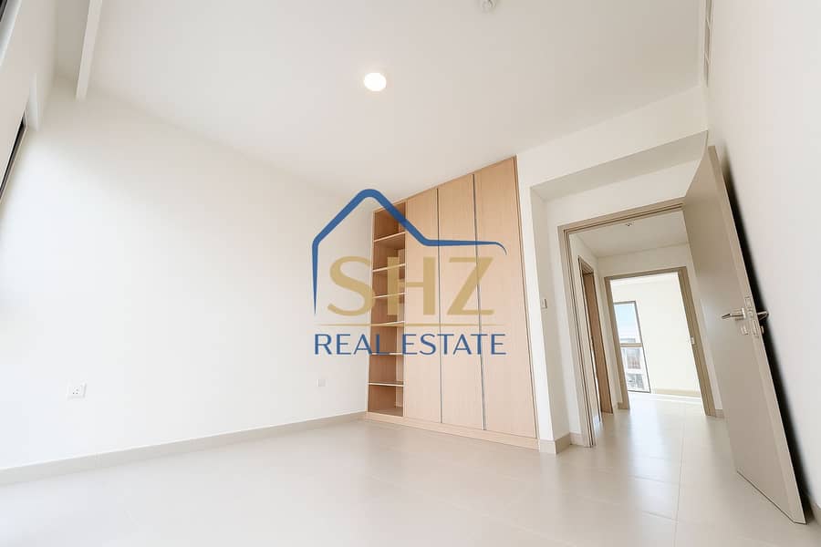 Single Row | Backing onto lush | Near Amenities - Image 19