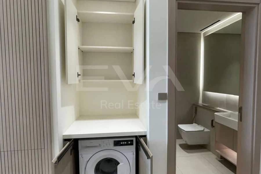 Community View | Spacious Layout | Vacant - Image 6