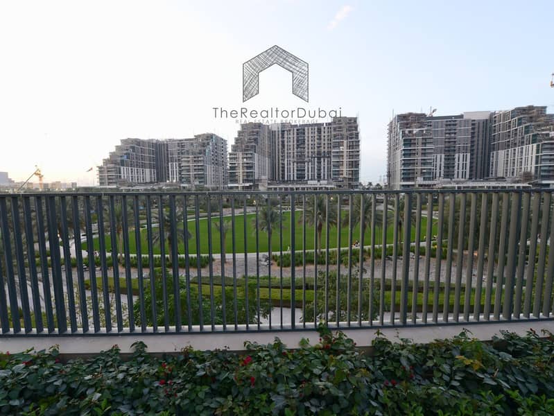 Ultra-Private Podium-Level Unit with Secluded Balcony - Image 44