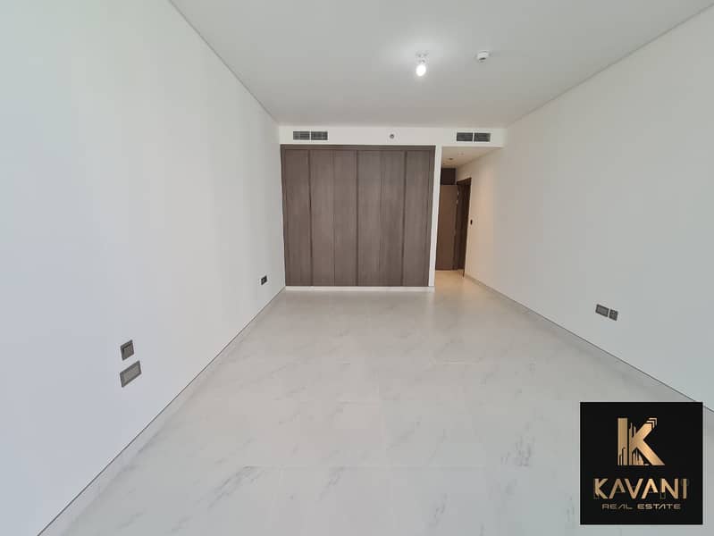 Executive Living | Spacious 3BR | Residences 11