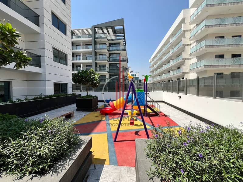 SPACIOUS STUDIO | UNFURNISHED | GREAT VIEWS - Image 18