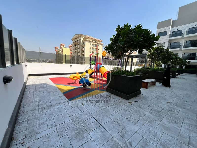 SPACIOUS STUDIO | UNFURNISHED | GREAT VIEWS - Image 19