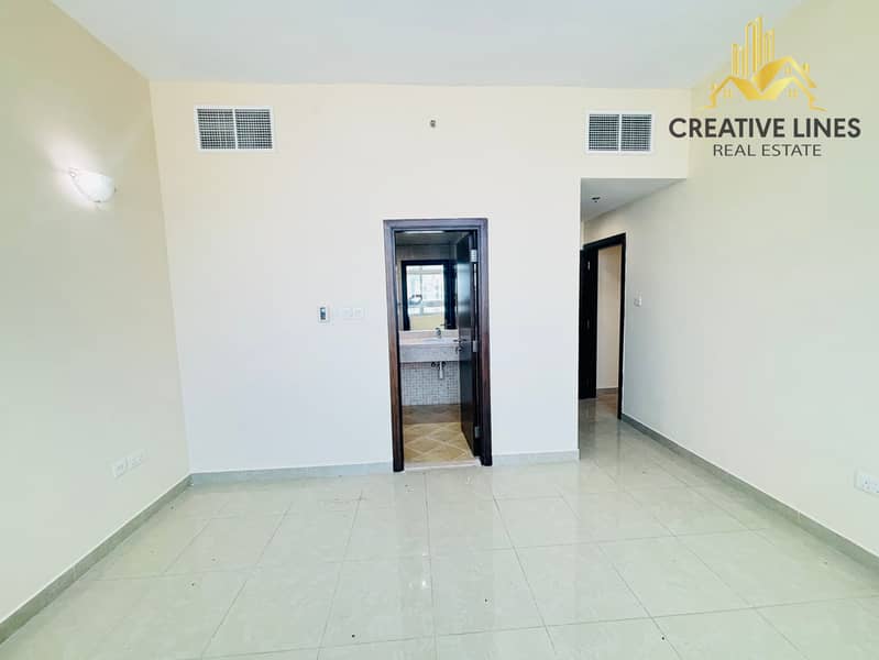 Family-Friendly 1BHK | Gym, Pool & Parking | Close to Pond Park - Image 6