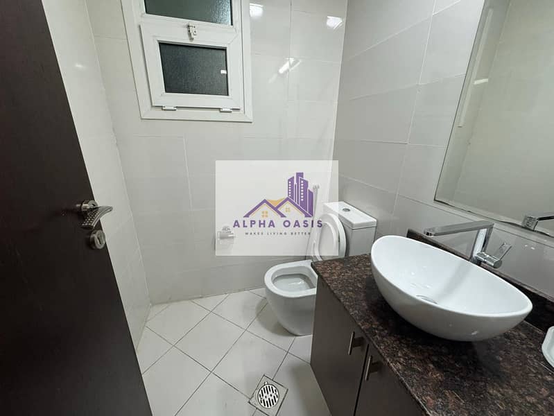 MODREN & SPACIOUS | NOTICE SERVED | WITH LITCHEN APPLIANCES - Image 8