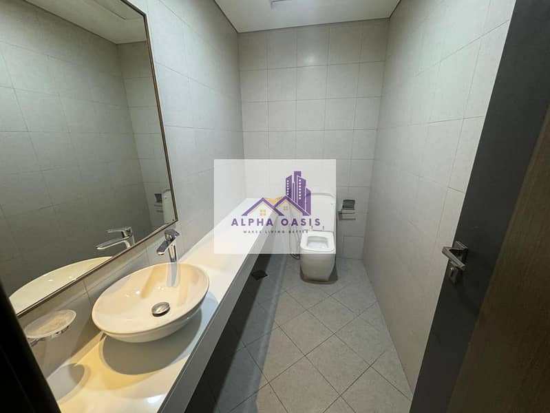 MODREN & SPACIOUS | NOTICE SERVED | WITH LITCHEN APPLIANCES - Image 10