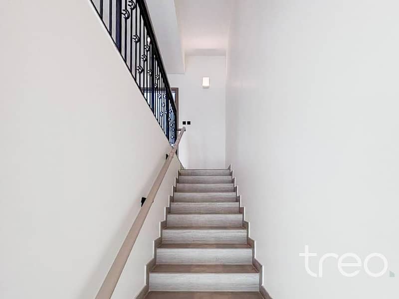 Close to Park | Brand New | Exclusive - Image 11