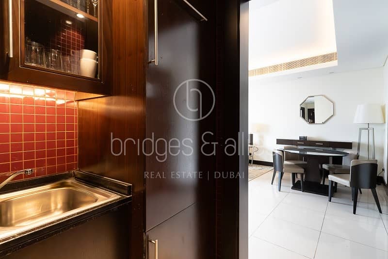 SPACIOUS 1 BED | BLVD VIEW | BILLS INCLUSIVE - Image 6