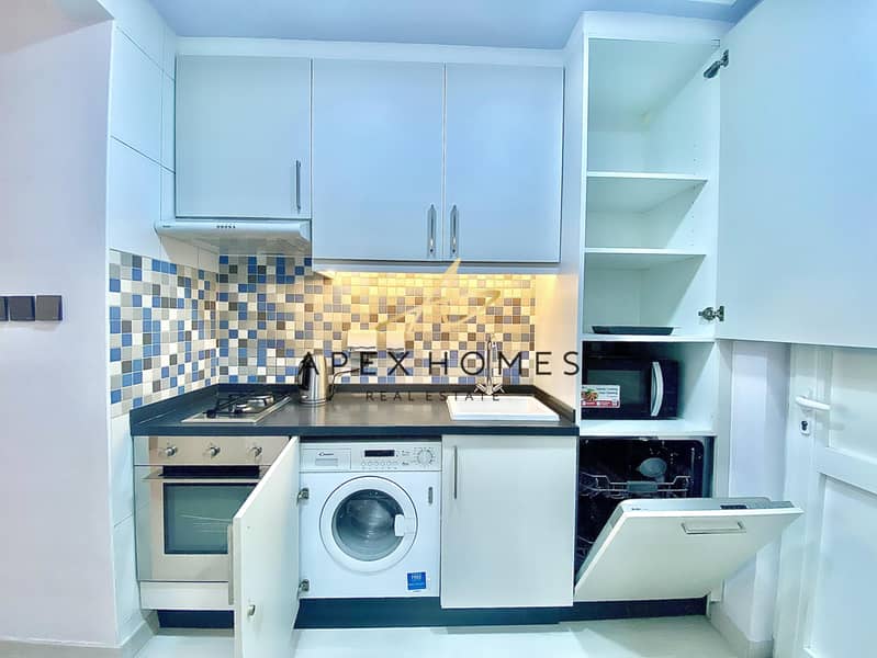 Fully Upgraded | Full Sea View | Furnished - Image 10