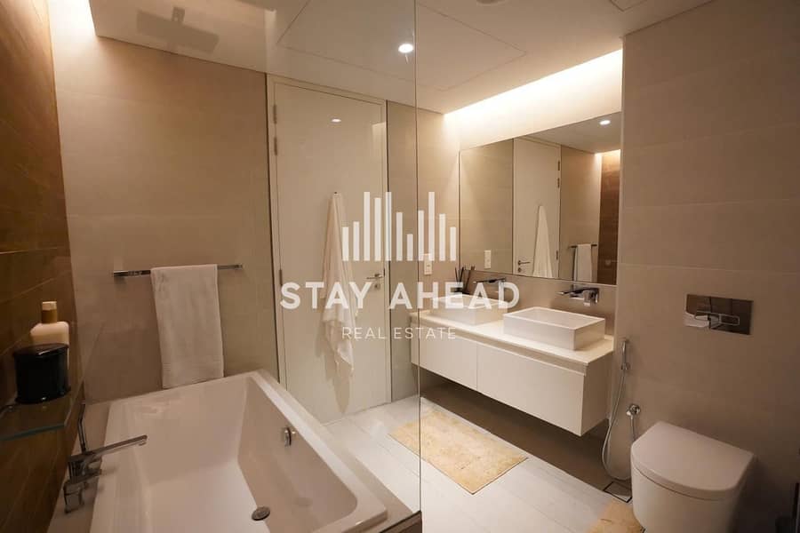 Luxury Waterfront Living | Ain Dubai & Sea View | Furnished - Image 10