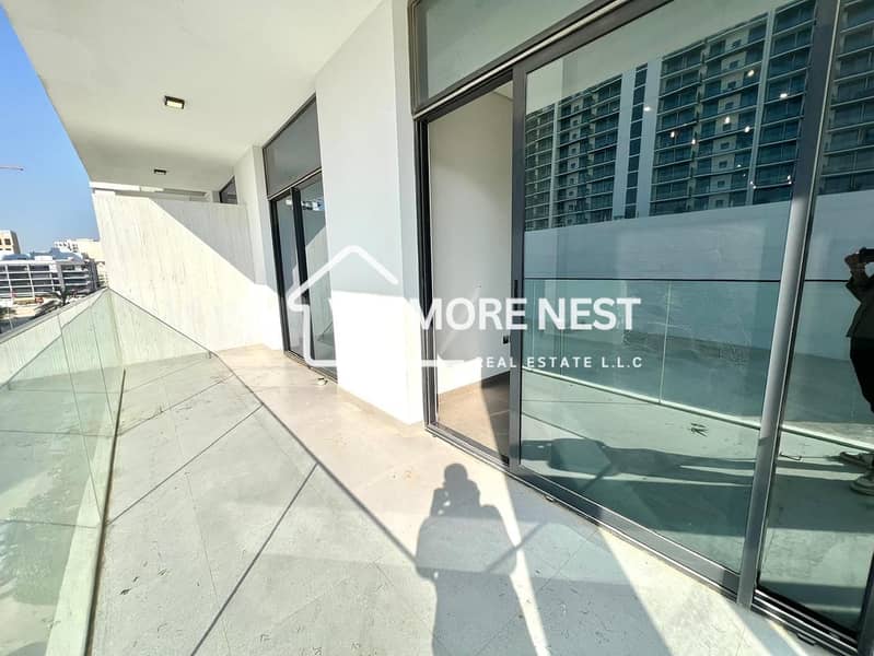 Spacious unit I Premium amenity I Best pick I Prime location