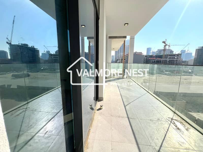 Spacious unit I Premium amenity I Best pick I Prime location