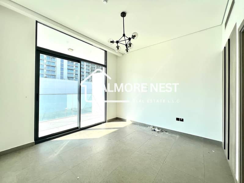 Spacious unit I Premium amenity I Best pick I Prime location - Image 11