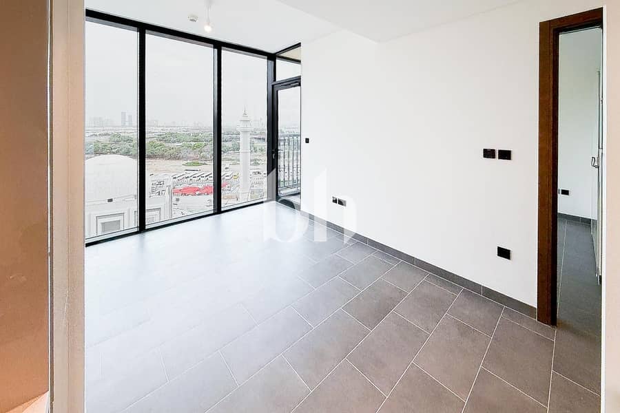 Family friendly | Modern | Burj and Canal view