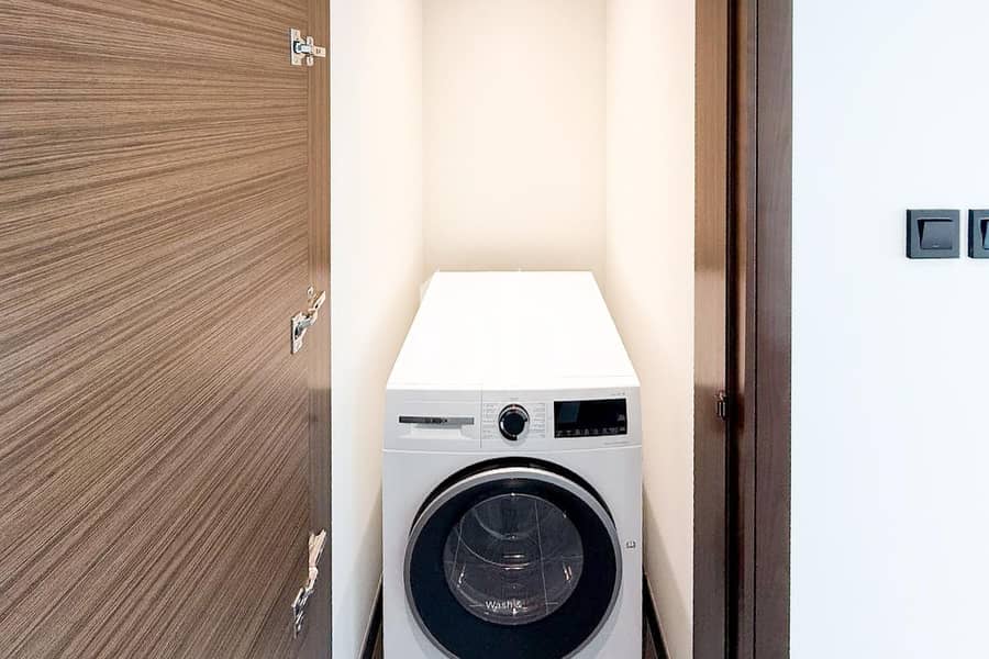 Family friendly | Modern | Burj and Canal view - Image 7