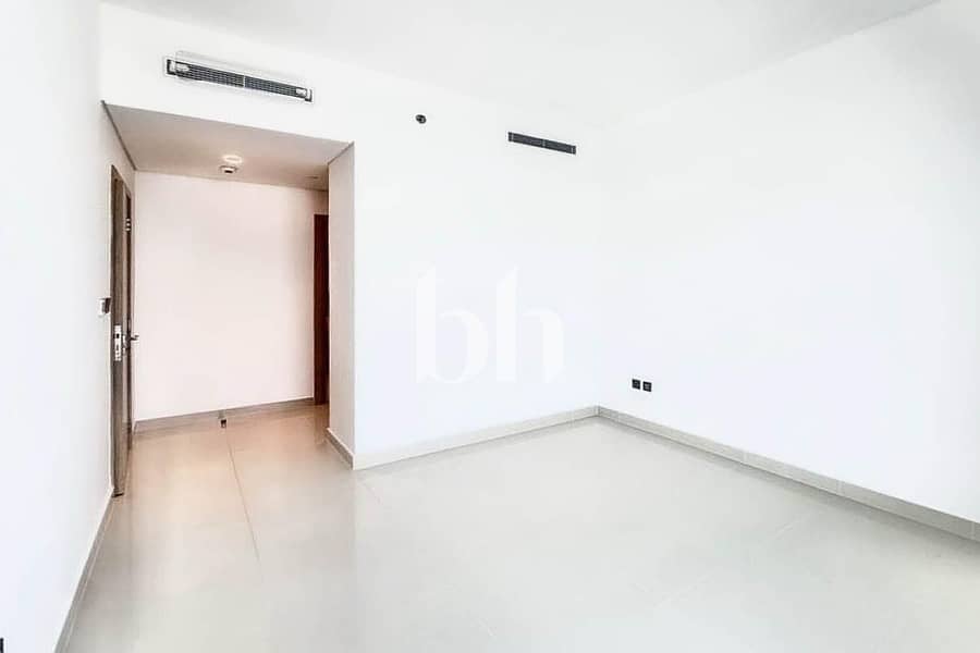 Unfurnished Ap | Vacant 1st Jan | Sea View - Image 6