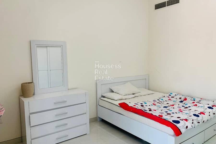 FULLY FURNISHED | POOL VIEW | READY TO MOVE IN - Image 9