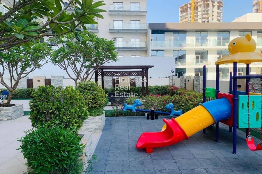 FULLY FURNISHED | POOL VIEW | READY TO MOVE IN - Image 18