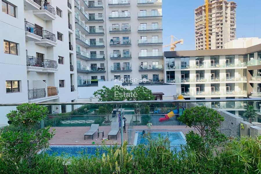 FULLY FURNISHED | POOL VIEW | READY TO MOVE IN - Image 19