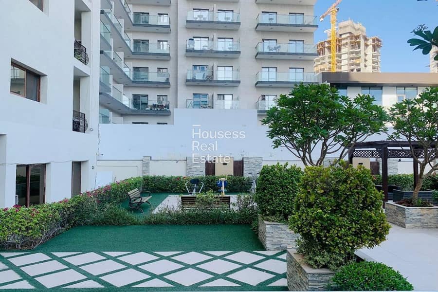 FULLY FURNISHED | POOL VIEW | READY TO MOVE IN - Image 22