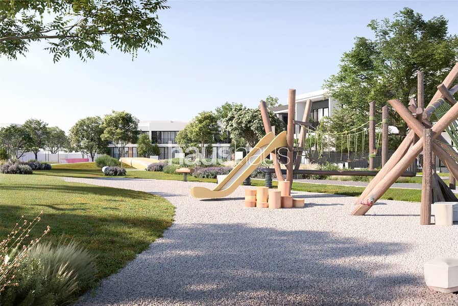 Luxury Living | 3 Bedroom Villa | Tranquil Spaces - Image 10