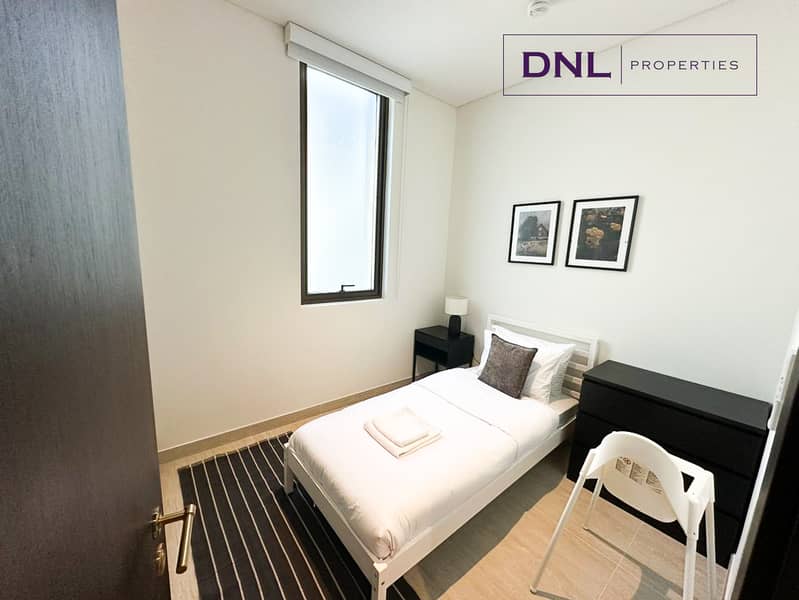 Exclusive | Key In Hand | Fully Furnished - Image 9