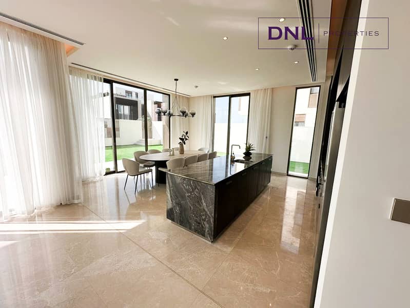 Exclusive | Key In Hand | Fully Furnished - Image 15