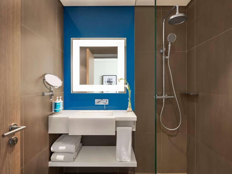 Winter Offer Spacious Hotel Room WithOut Kitchen Free Bills/Free Laundry