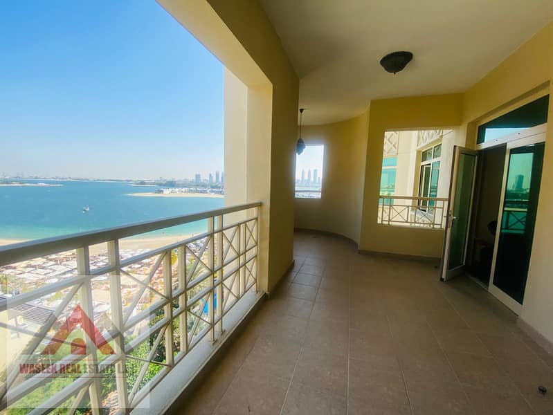 STUNNING VIEWS I BEACH ACCESS I SHORELINE