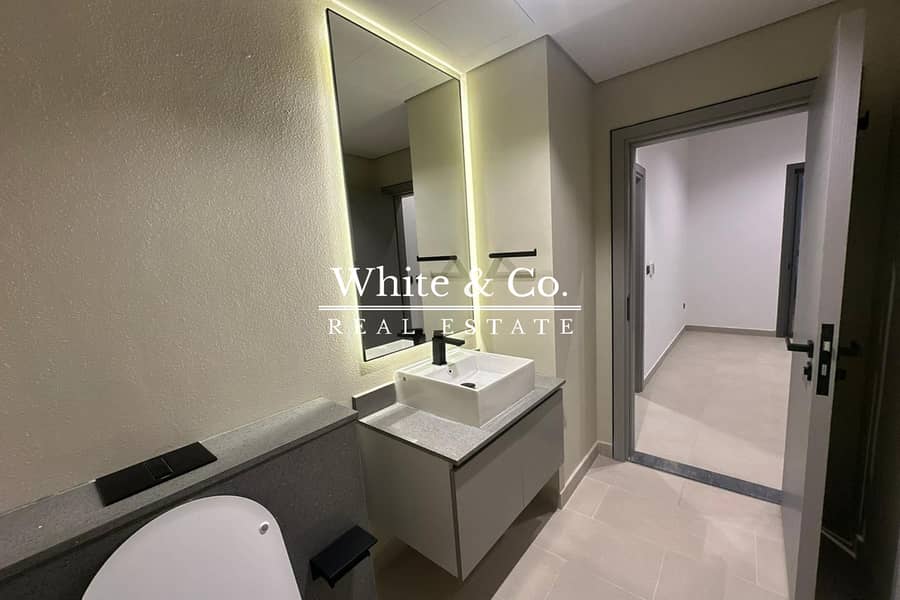 Top floor | Corner Unit | Skyline view - Image 6