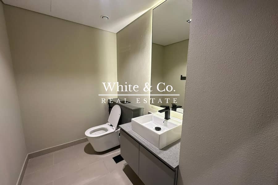 Top floor | Corner Unit | Skyline view - Image 9