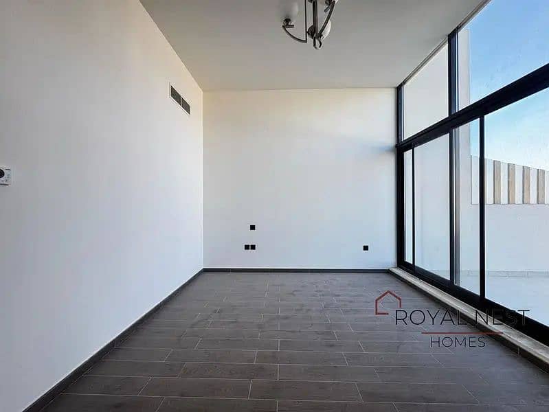 Single Row | Park Facing | Motivated Seller