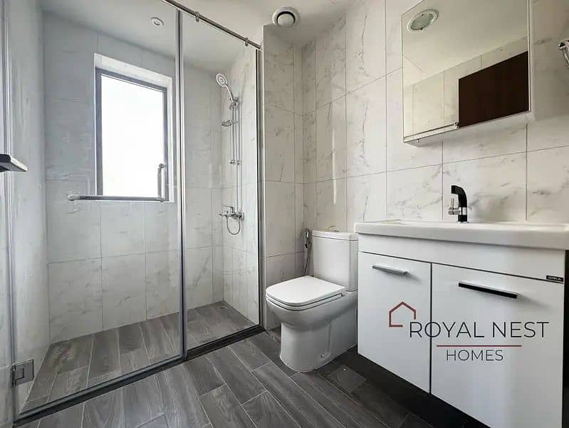 Single Row | Park Facing | Motivated Seller - Image 7