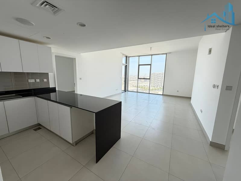 Park view 2bhk flat | 2 washroom | balcony