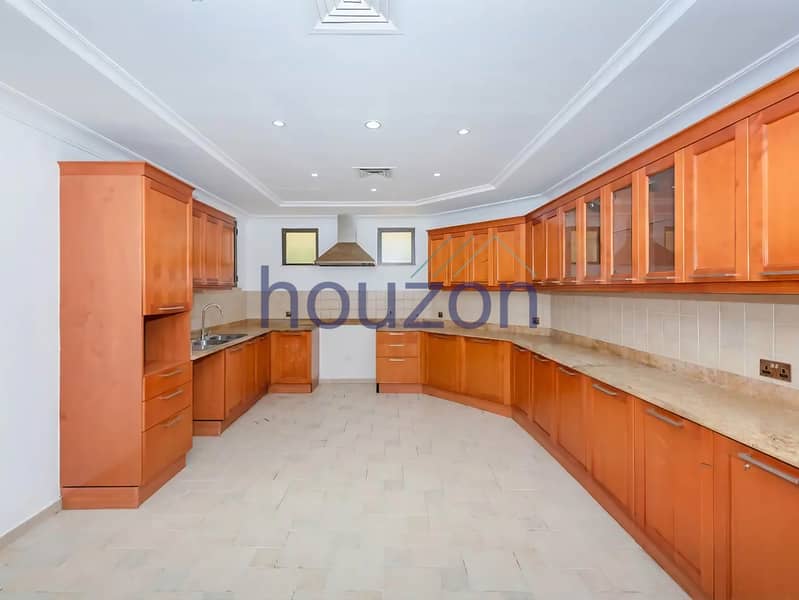 4BR | Mid Number | Extended | Renovation - Image 7