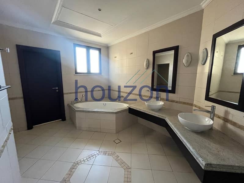 4BR | Mid Number | Extended | Renovation - Image 12