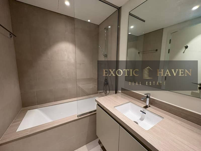 Genuine Resale | Single Row | Prime Location